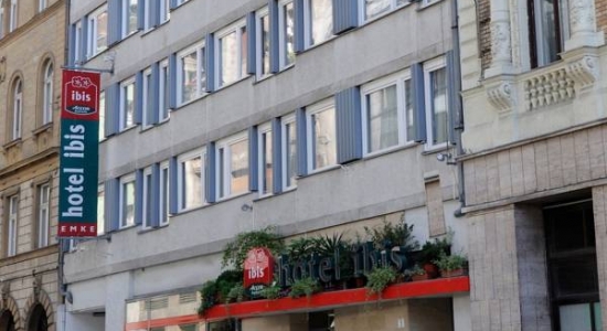 transfer from budapest liszt ferenc airport to hotel ibis budapest city